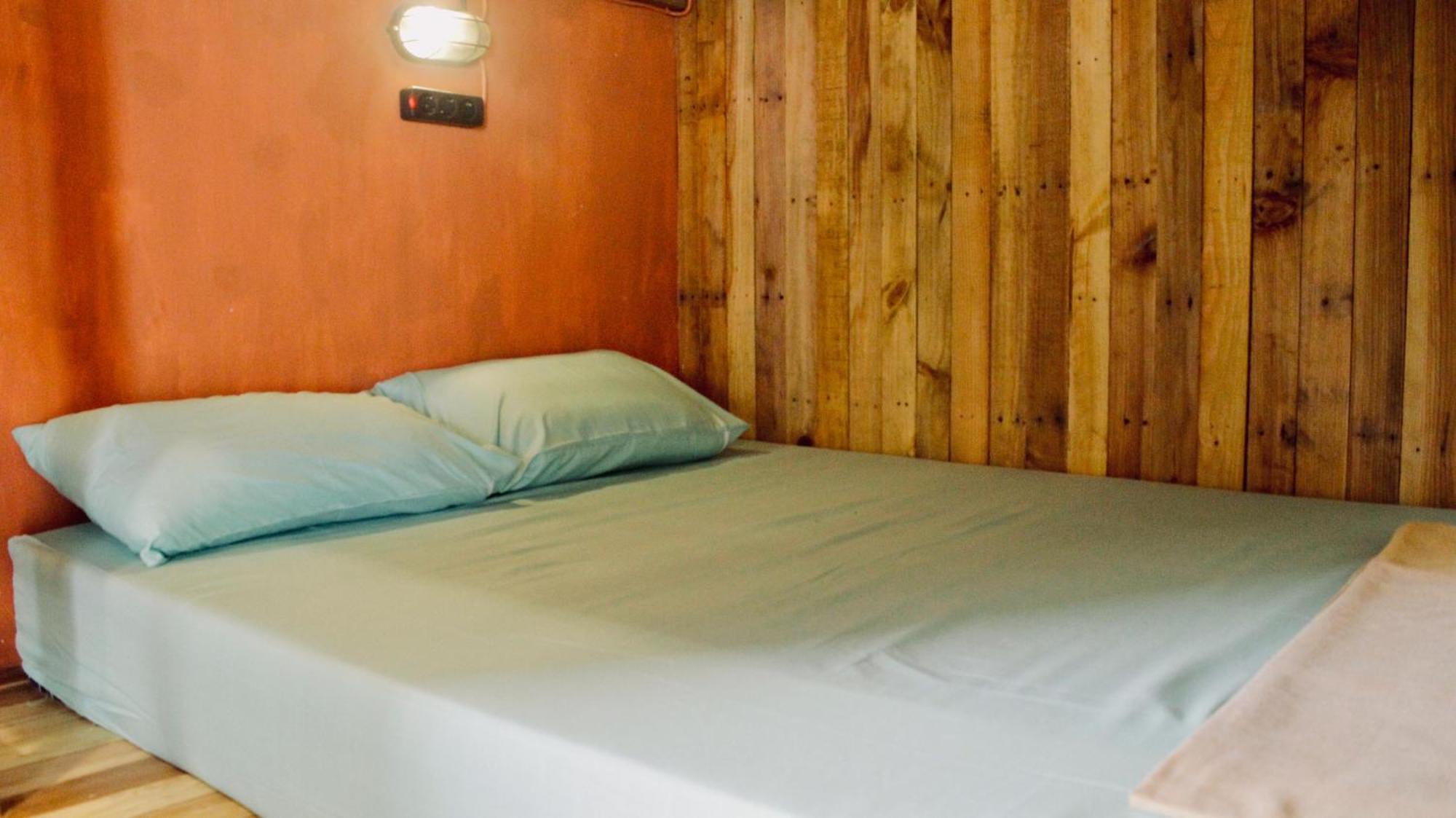 Indigo Motel Karimunjawa-Inseln Exterior foto